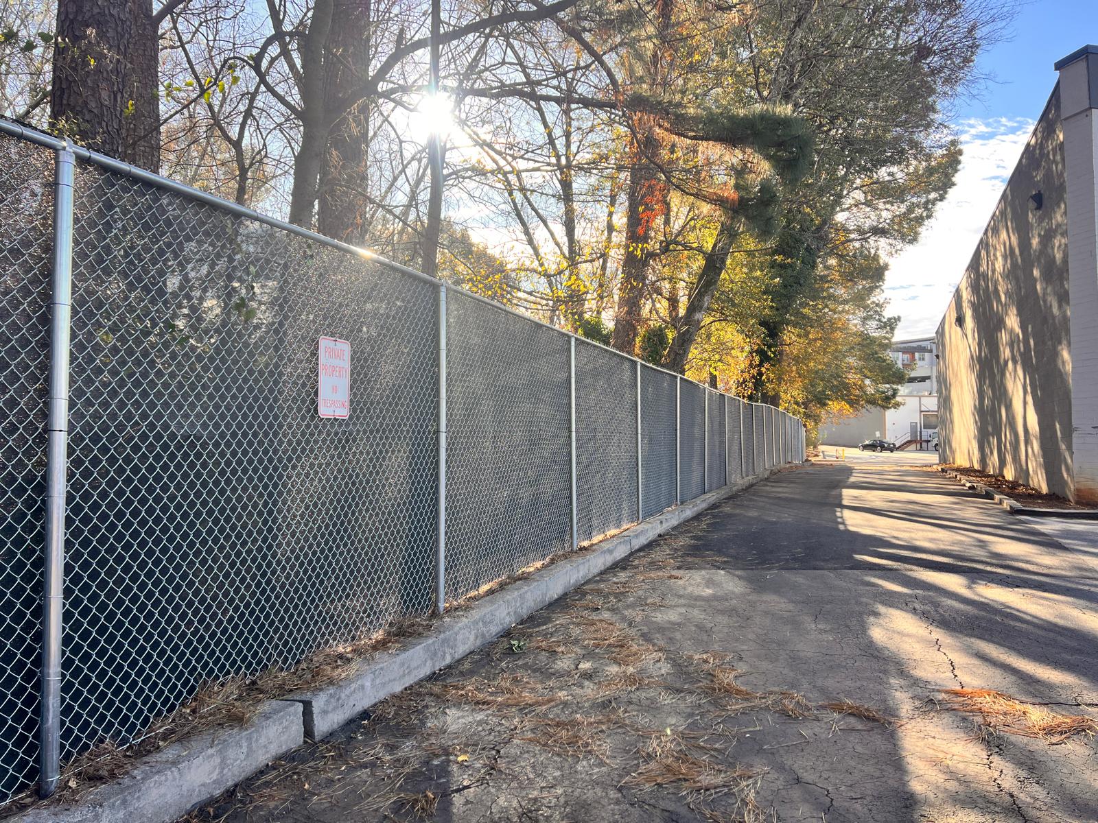 Faulkner fence detail